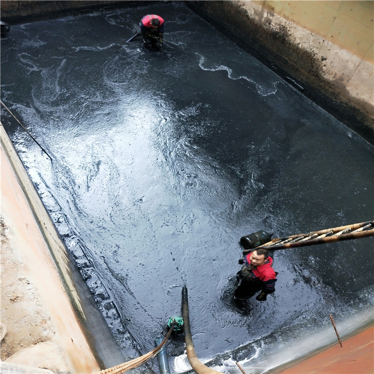 鼎湖废水池清理